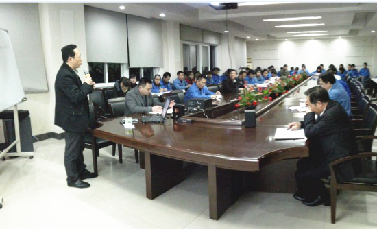 正睿項(xiàng)目老師召開管理升級(jí)例會(huì) 正睿項(xiàng)目老師召開管理升級(jí)例會(huì)