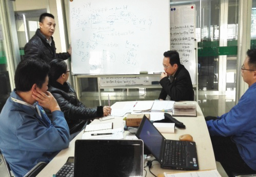 正睿專家老師對(duì)企業(yè)管理者進(jìn)行專題培訓(xùn) 正睿專家老師對(duì)企業(yè)管理者進(jìn)行專題培訓(xùn)