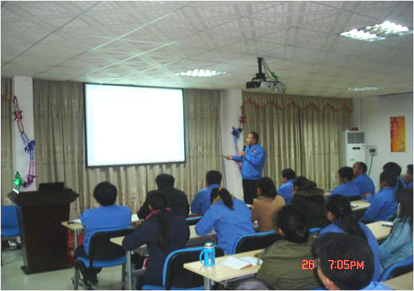 正睿專家老師做《業績管理與考核》培訓 正睿專家老師做《業績管理與考核》培訓