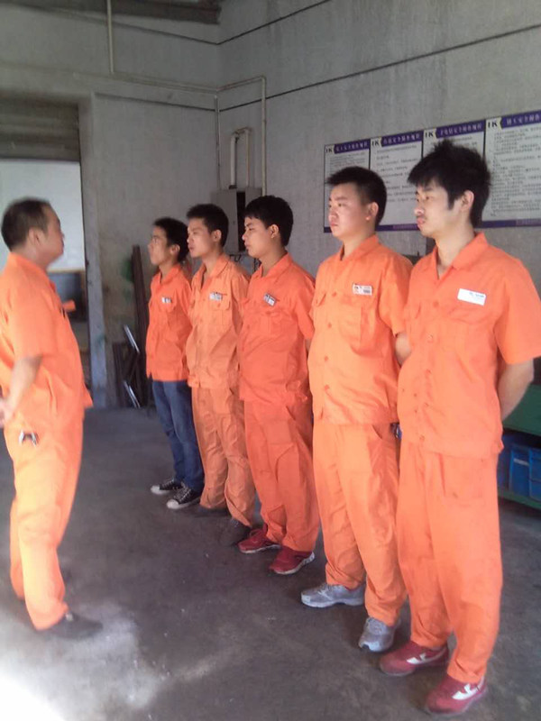 晨會召開 晨會召開