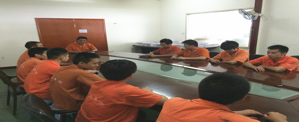 管理升級周例會召開 管理升級周例會召開