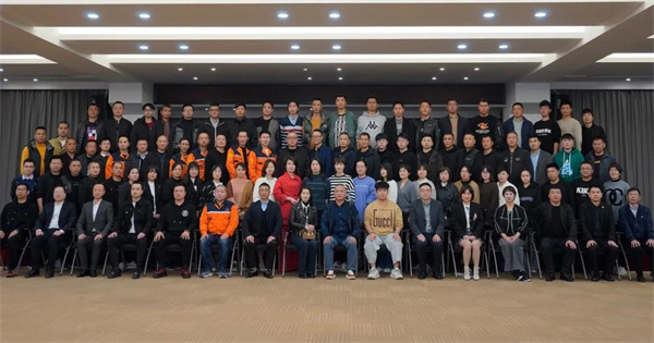 熱烈祝賀華東水泥集團化全面運營管理系統(tǒng)升級項目啟動 熱烈祝賀華東水泥集團化全面運營管理系統(tǒng)升級項目啟動