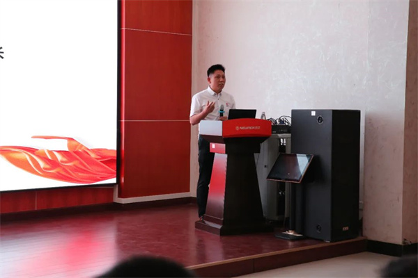 正睿咨詢集團(tuán)董事長金濤教授致辭 正睿咨詢集團(tuán)董事長金濤教授致辭