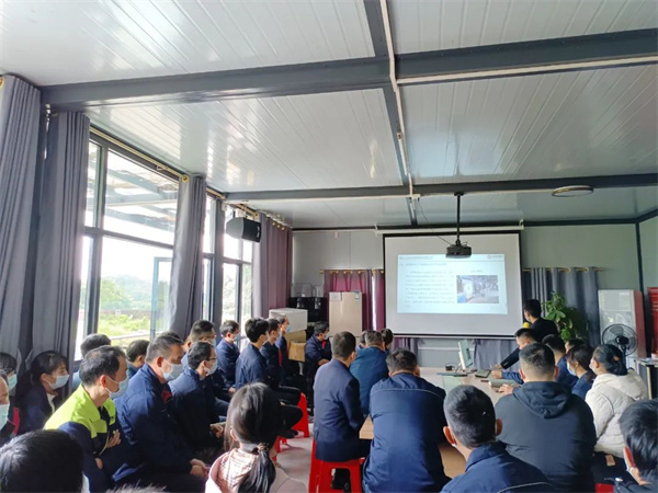 廣州市眾鑫精密技術(shù)有限公司管理升級動員大會 廣州市眾鑫精密技術(shù)有限公司管理升級動員大會