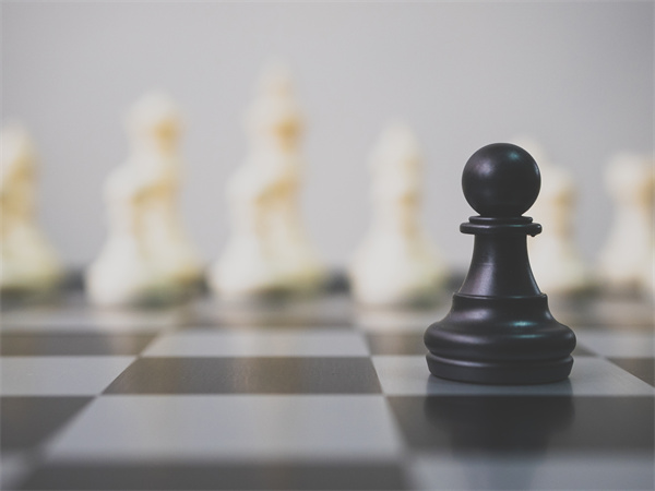 一旦跑偏就會(huì)失去競爭力：如何讓戰(zhàn)略持續(xù)生效？