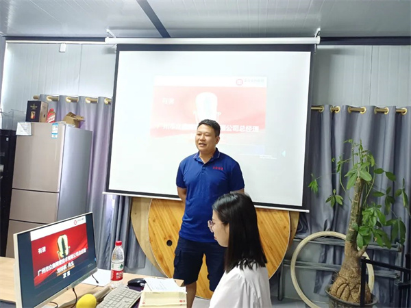 眾鑫總經理劉裕帆先生致辭 眾鑫總經理劉裕帆先生致辭