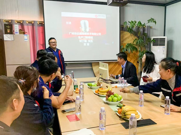 獲獎代表劉丁福先生致辭 獲獎代表劉丁福先生致辭