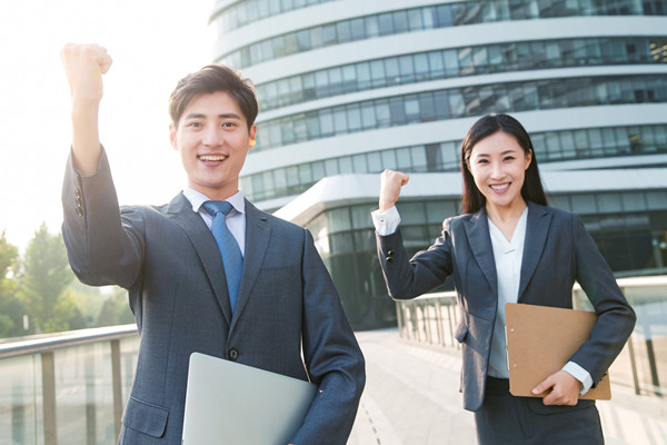 集團(tuán)管控：統(tǒng)一策略、優(yōu)化運(yùn)營、提升效率