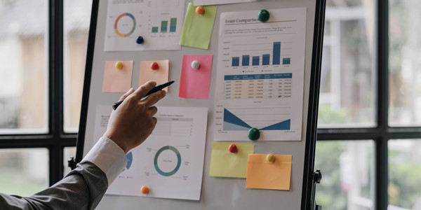 集團(tuán)管控：打破信息孤島，構(gòu)建高效信息共享平臺(tái)