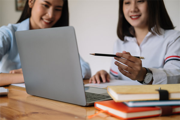 聚焦年度目標,精心策劃經(jīng)營,計劃引領企業(yè)前行 聚焦年度目標,精心策劃經(jīng)營,計劃引領企業(yè)前行