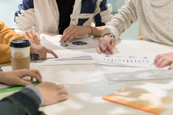 企業(yè)年度經(jīng)營計劃:引領企業(yè)穩(wěn)步前行的關鍵一步 企業(yè)年度經(jīng)營計劃:引領企業(yè)穩(wěn)步前行的關鍵一步