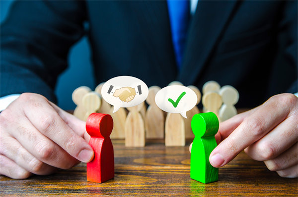 創(chuàng)新引領(lǐng)：企業(yè)戰(zhàn)略管理中的創(chuàng)新思維與實踐