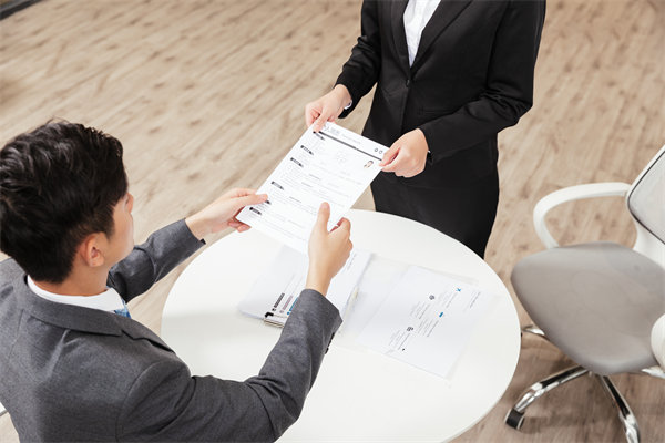 人力資源與業務戰略融合,推動企業持續發展與創新 人力資源與業務戰略融合,推動企業持續發展與創新