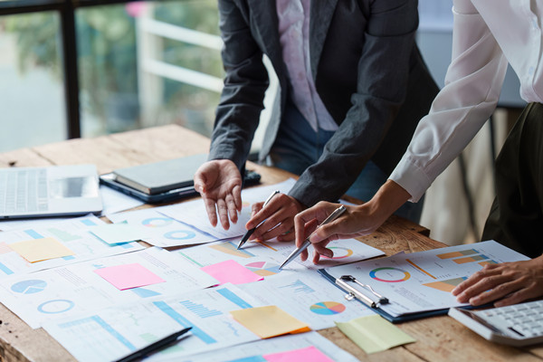 精心謀劃企業(yè)戰(zhàn)略，促進企業(yè)核心競爭力的提升