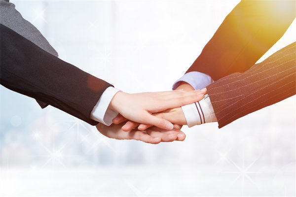 長期激勵與短期薪酬如何平衡，吸引并留住關鍵人才？