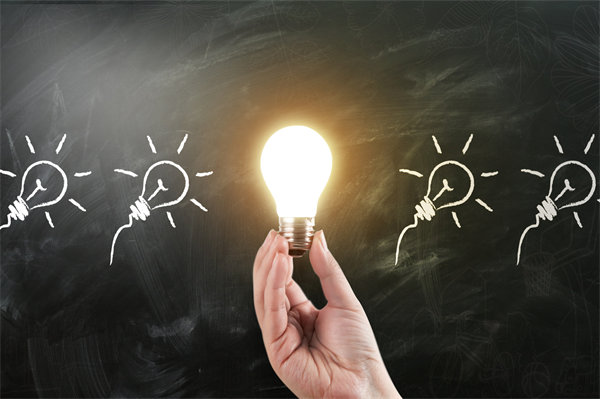 經(jīng)濟全球化，如何調(diào)整年度經(jīng)營計劃適應(yīng)國際市場變化？