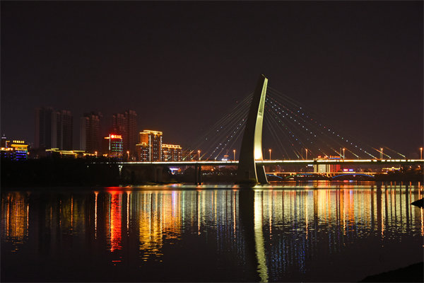 贛州企業(yè)面臨市場(chǎng)挑戰(zhàn)，管理咨詢有何應(yīng)對(duì)策略？