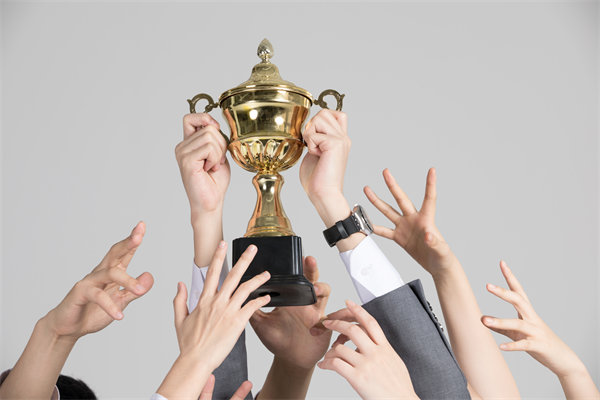 績(jī)效結(jié)果如何公正分配激勵(lì)資源，激發(fā)員工積極性？