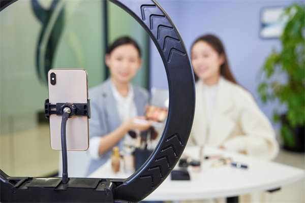 如何制定有效的營(yíng)銷(xiāo)策略，以提升品牌影響力？