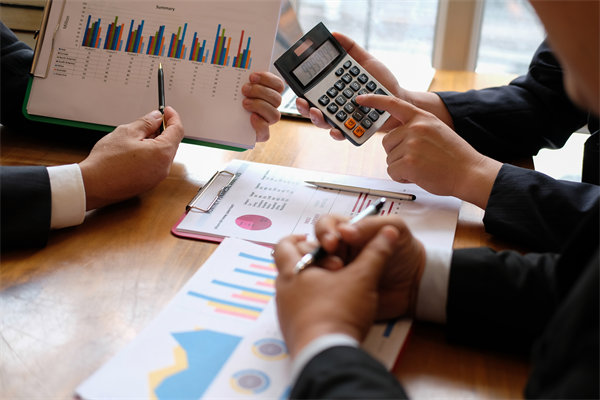 企業薪酬預算有限，如何合理分配以實現最大效益？