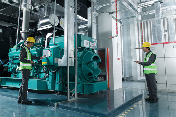 在實施精益生產(chǎn)過程中，如何確保員工積極參與和配合？