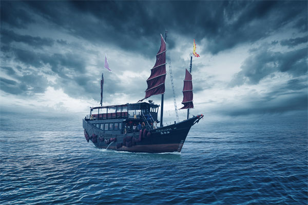 在全球化競爭中，企業(yè)如何制定有效的戰(zhàn)略管理策略？