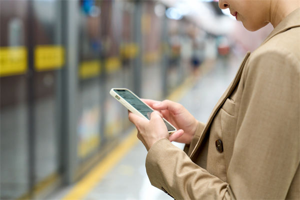 國產手機均價已逼近4000元，對企業薪酬管理的啟示