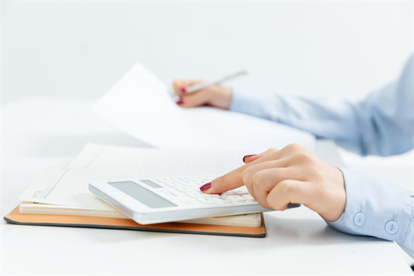 高管薪酬如何設計，才能既激勵又符合市場規范？