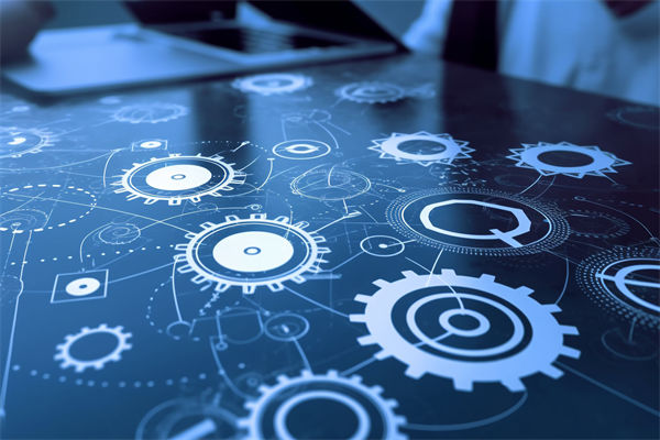 數字化轉型背景下，企業戰略應如何創新與升級？