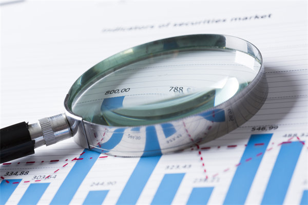 在制定年度經(jīng)營計劃時,如何考慮行業(yè)趨勢和政策影響? 在制定年度經(jīng)營計劃時,如何考慮行業(yè)趨勢和政策影響?