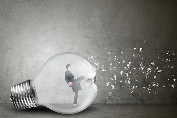 營(yíng)銷團(tuán)隊(duì)如何培養(yǎng)創(chuàng)新思維，應(yīng)對(duì)市場(chǎng)變化？