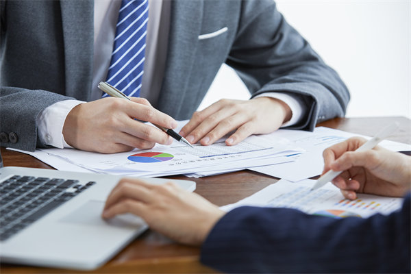 忽視企業預算管理?小心成本失控,利潤蒸發! 忽視企業預算管理?小心成本失控,利潤蒸發!