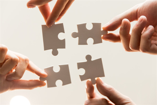 集團管控失效，資源錯配，在競爭中只能節節敗退！