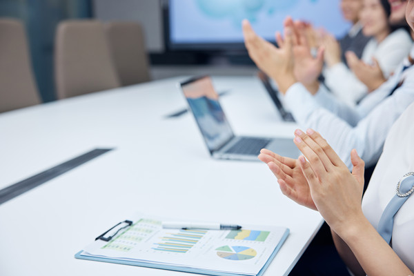 破解企業管理瓶頸：創新策略能否引領企業飛躍？