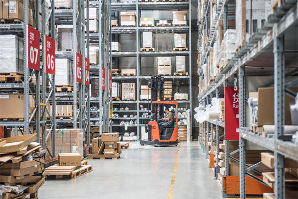 庫(kù)存積壓如山，資金周轉(zhuǎn)停滯，怎樣清理盤活？