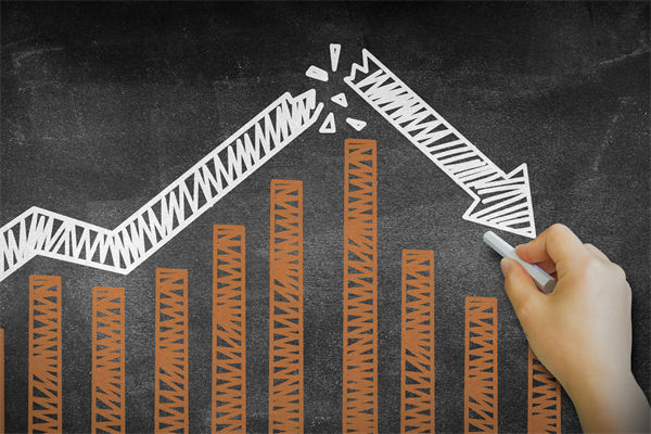 A股開盤大跌，近800股跌超9%，關聯企業如何調整戰略？