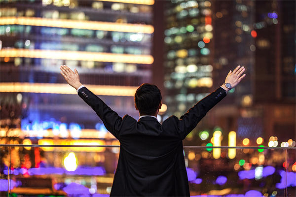 行業(yè)薪酬競(jìng)爭(zhēng)激烈，企業(yè)怎樣優(yōu)化薪酬吸引頂尖人才？