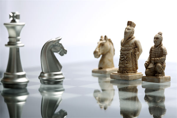 集團(tuán)管控松散低效？如何平衡集權(quán)分權(quán)激活子公司動(dòng)能？