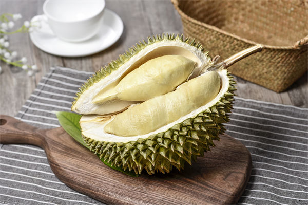 榴蓮價(jià)格暴跌50%，有人買了50箱，預(yù)算管理怎么看？