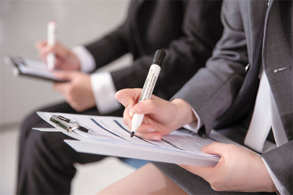 員工敬業(yè)度持續(xù)走低，人力資源怎樣精準(zhǔn)激活團(tuán)隊動能？