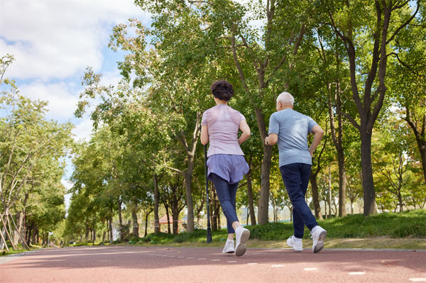 中國(guó)人均預(yù)期壽命79歲，對(duì)企業(yè)文件有何啟示？