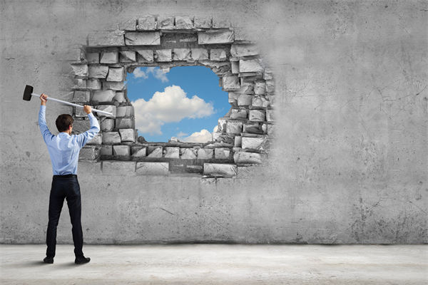 各部門年度計劃承諾明確，協同落地時為何仍有脫節(jié)？