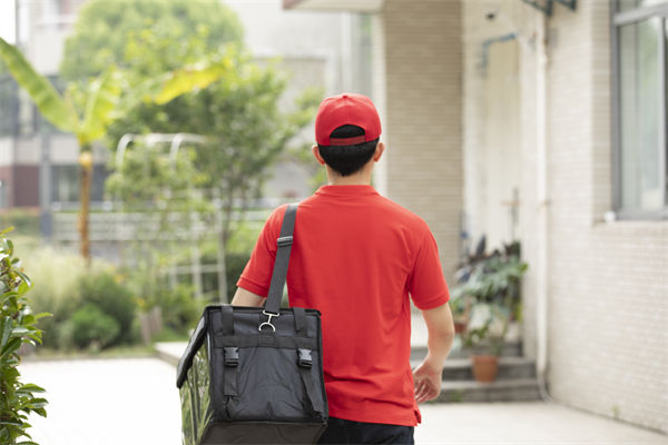 薪酬咨詢分析：公職人員兼職送外賣，紀委回應(yīng)來了