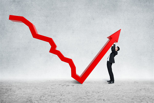 績效反饋只談問題，員工成長動力該如何真正激活？