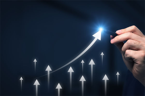 計劃執行過程監控嚴密，最終目標達成率為何偏低？