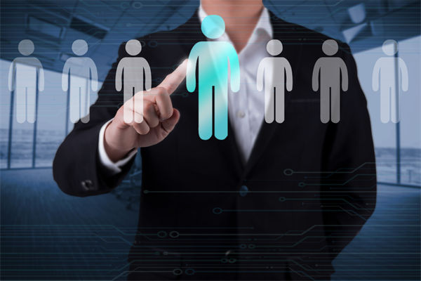 中紀(jì)委：公職人員禁止干6類副業(yè)，人力資源怎么看？