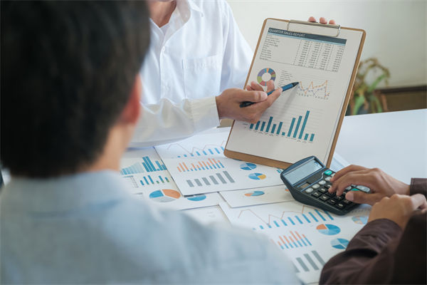 預算調(diào)整機制看似靈活，應對市場變化為何仍顯滯后？