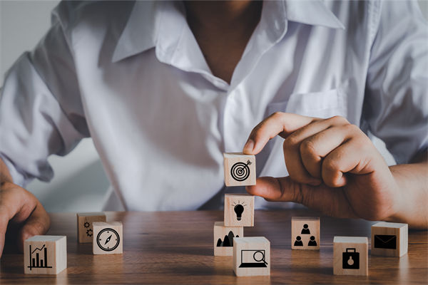 組織架構(gòu)跟著業(yè)務(wù)變總錯位，效率越調(diào)越低怎么破？