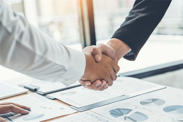 績效成了壓力來源，如何才能轉(zhuǎn)為員工的動力引擎？